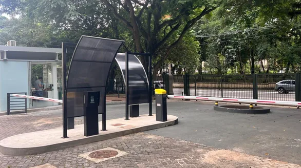 Obra entregue pela Fechaduras Combate — Faculdade de Medicina da USP